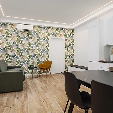 Elegante Appartameto A Pochi Passi Da Via Torino Apartment