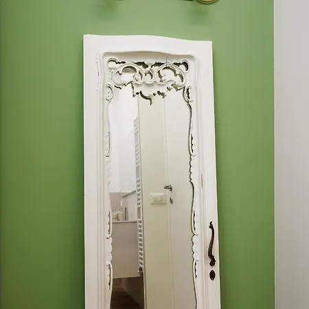 Apartment Elegante Appartameto A Pochi Passi Da Via Torino *